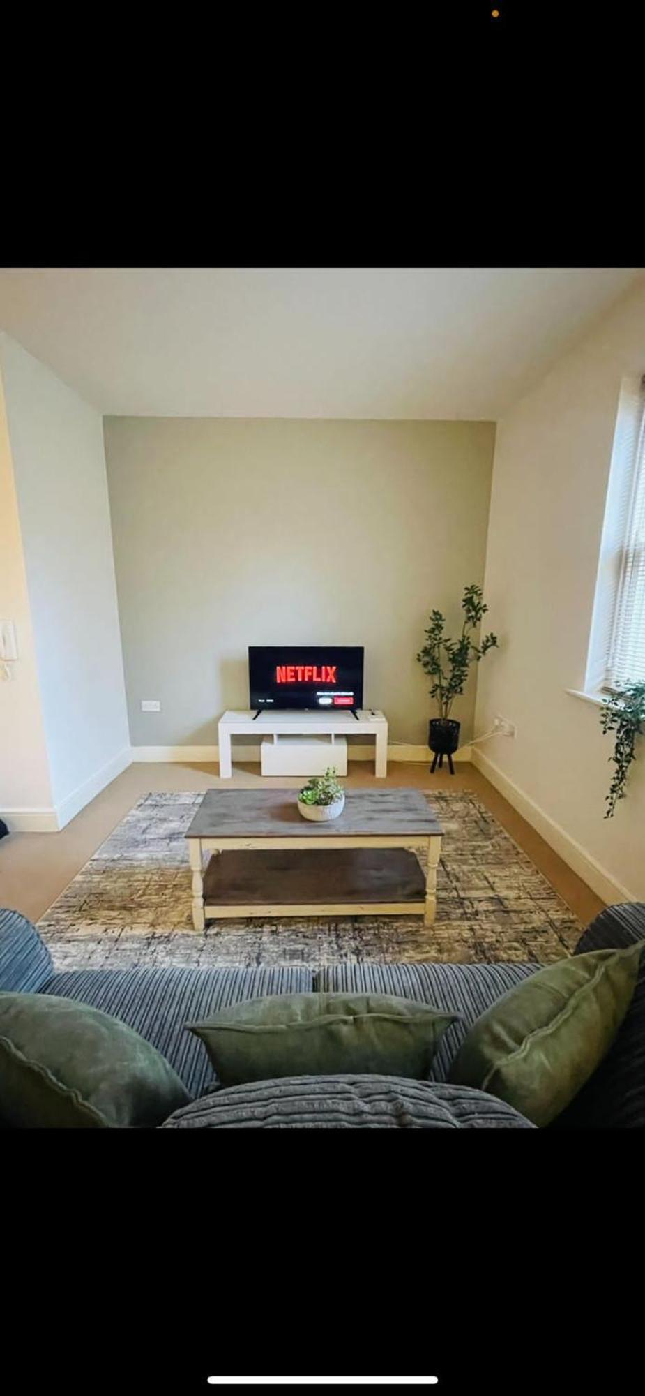 #St Georges Court By Derbnb, Spacious 2 Bedroom Apartments, Free Parking, Wi-Fi, Netflix & Within Walking Distance Of The City Centre Derby Luaran gambar