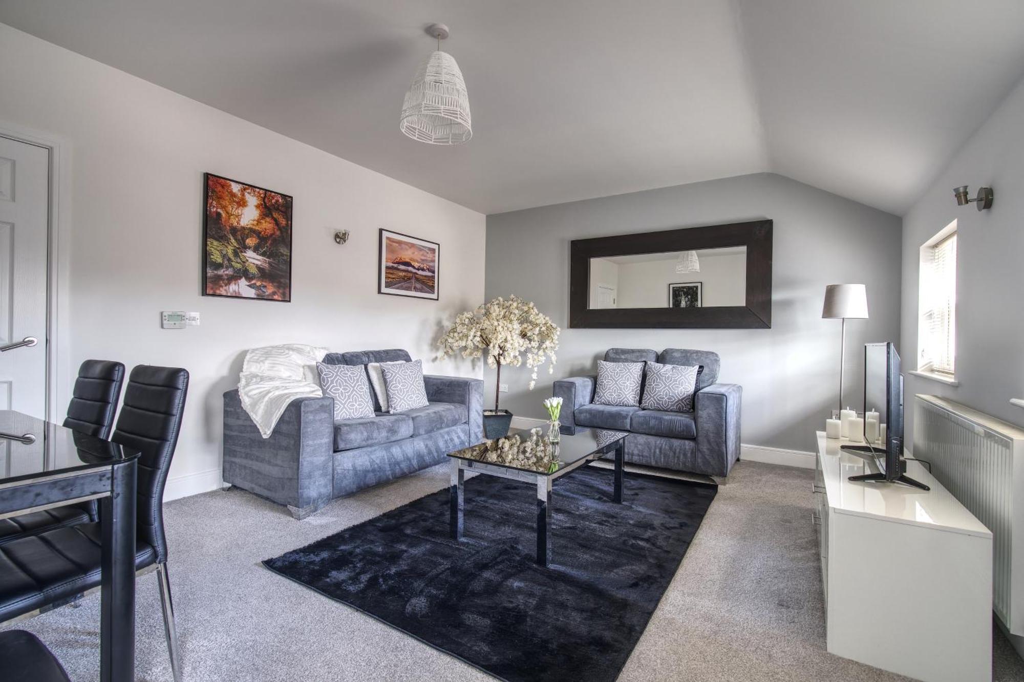 #St Georges Court By Derbnb, Spacious 2 Bedroom Apartments, Free Parking, Wi-Fi, Netflix & Within Walking Distance Of The City Centre Derby Luaran gambar